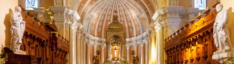 IMAGEN DE LA BASILICA CATEDRAL DE AREQUIPA